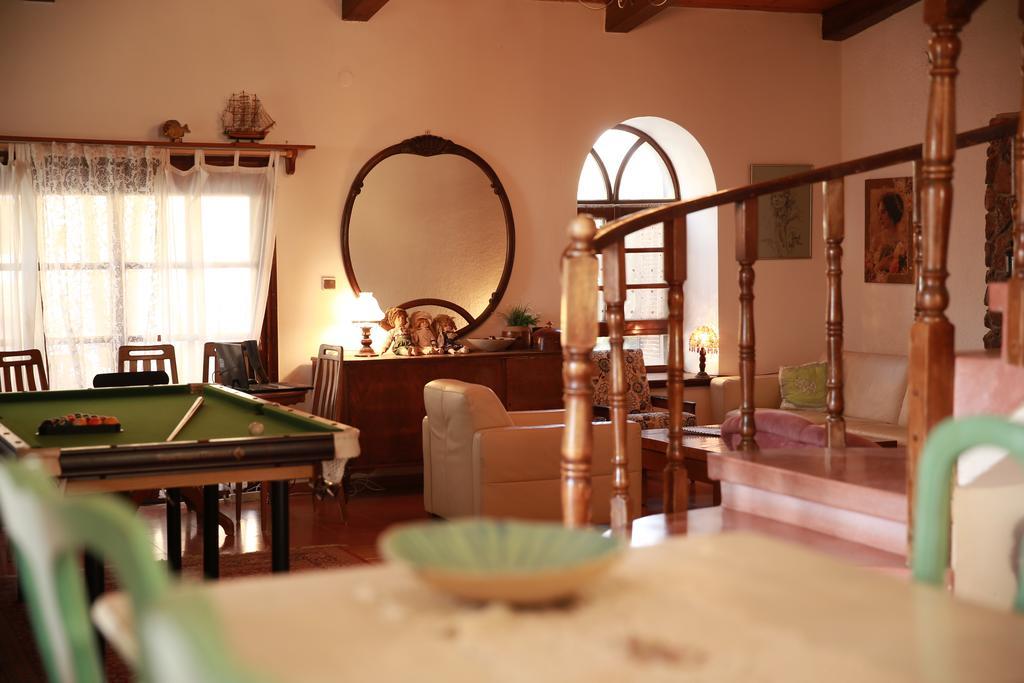 Desert Bird Guest House Arad Buitenkant foto